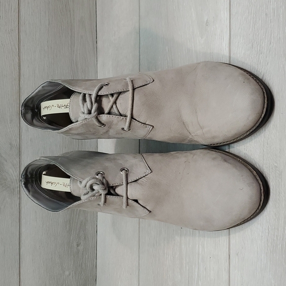 Cole Haan Womens Ankle Leather Wedge Heels Lace Up Boots shoes sz 11B - Picture 3 of 11